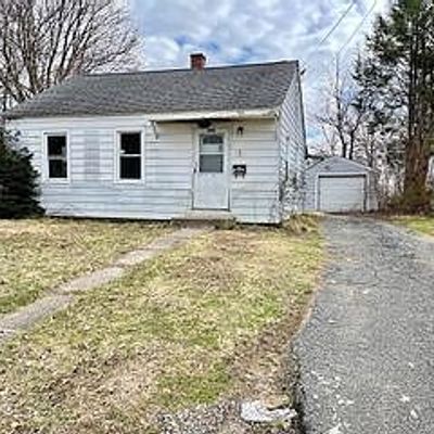 11 Hollister Dr, East Hartford, CT 06118