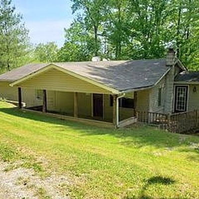 11 Swan, Burnside, KY 41519