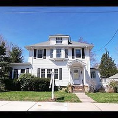 110 Beacon St, Hyde Park, MA 02136