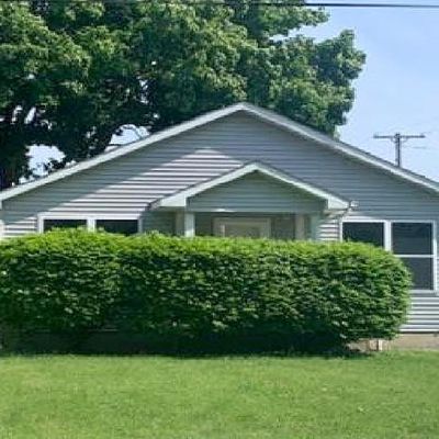 110 Crowley St, Scottville, MI 49454