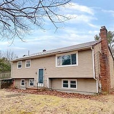 110 Prospect Hill St, Taunton, MA 02780