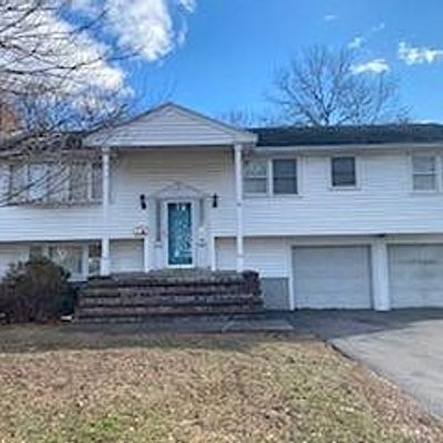 110 Saint Claire St, Braintree, MA 02184