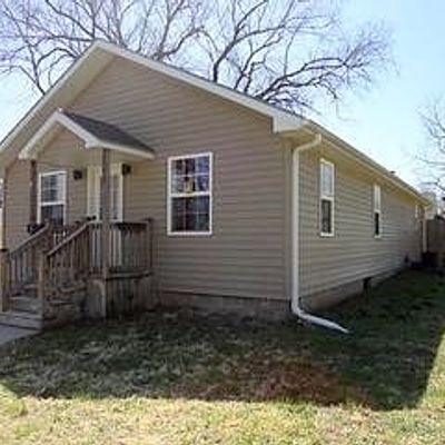 111 S 10 Th St, Herington, KS 67449