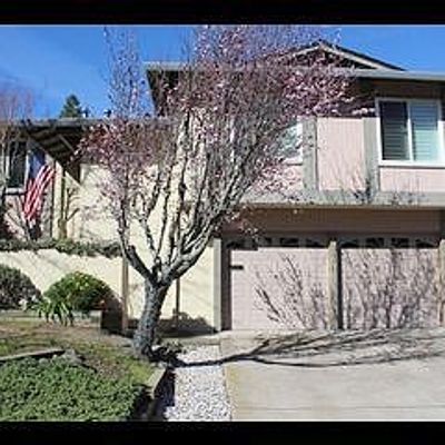 1111 Glacier Ave, Pacifica, CA 94044