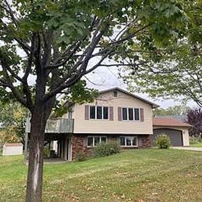 1121 Wasson Cir, River Falls, WI 54022