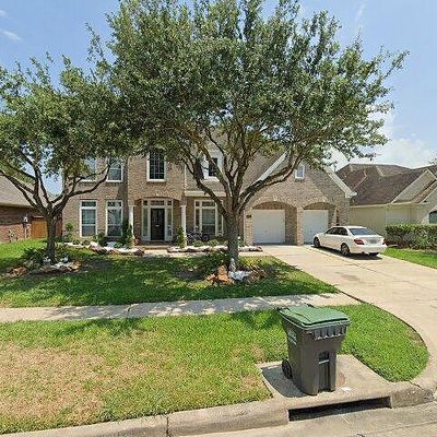 11307 Gladewater Dr, Pearland, TX 77584