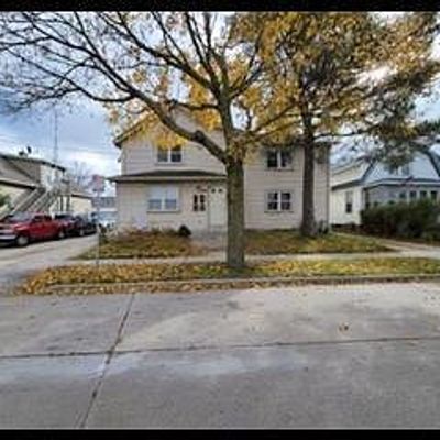 1141 White Rock Ave, Waukesha, WI 53186