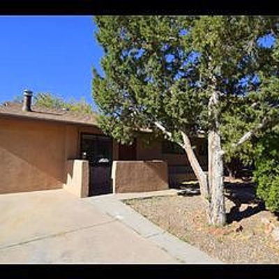 1143 Tomas St Sw, Albuquerque, NM 87121