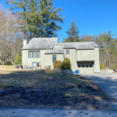 1 Aries Ln, Townsend, MA 01469