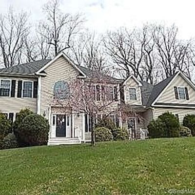 1 Ortense Dr, Wallingford, CT 06492