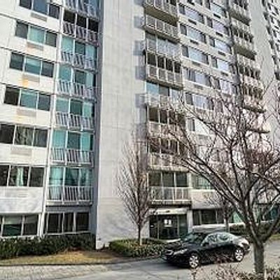 1 Strawberry Hill Ave #6 H, Stamford, CT 06902