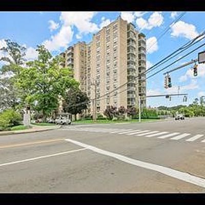 1 Strawberry Hill Ct #8 G, Stamford, CT 06902