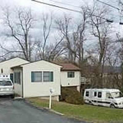 10 E Locust St, Enola, PA 17025