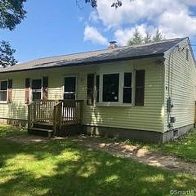 10 Marcy Ln, North Grosvenordale, CT 06255