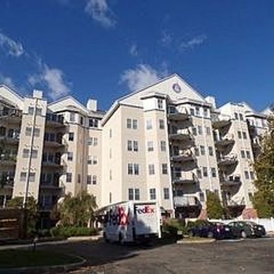 10 Seaport Dr #2516, Quincy, MA 02171