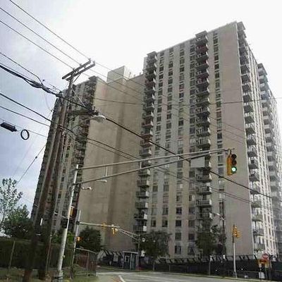 100 Manhattan Ave Apt 2212, Union City, NJ 07087