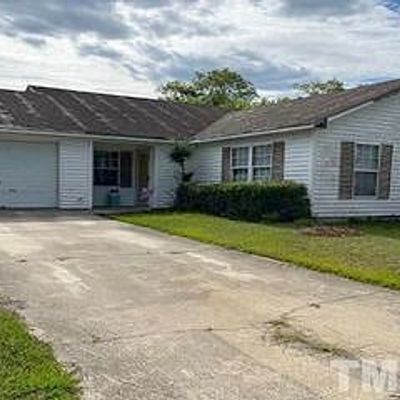 1005 Birch Ct, Morehead City, NC 28557