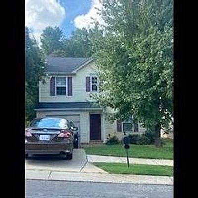 1009 Allegiance Dr, Charlotte, NC 28217