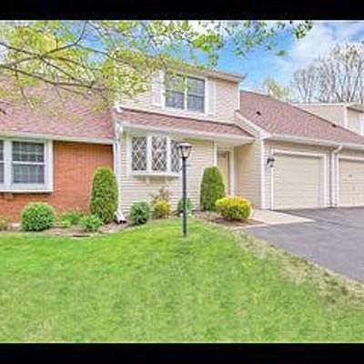 101 The Meadows #101, Enfield, CT 06082