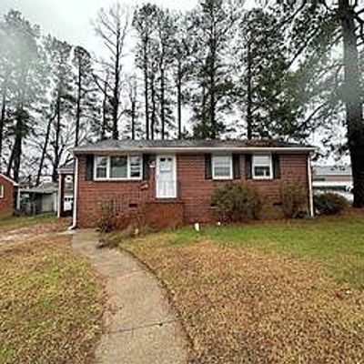 101 Yew Ave, Colonial Heights, VA 23834