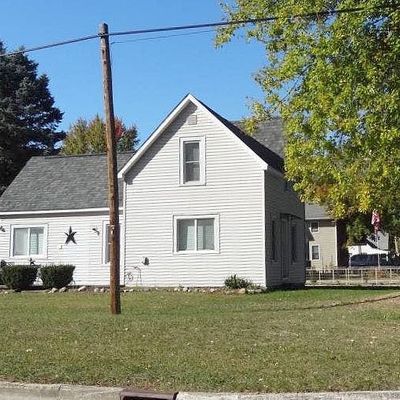 101w State St, Croswell, MI 48422