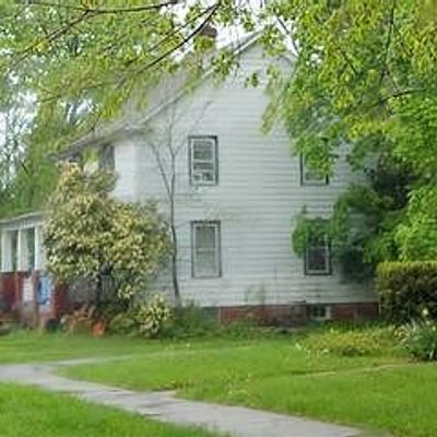 102 E Cedar St, Poughkeepsie, NY 12601