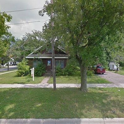 125 N Cedar St, Belle Plaine, MN 56011