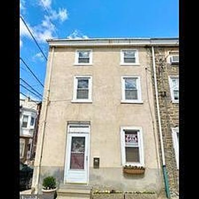 126 Krams Ave, Philadelphia, PA 19127