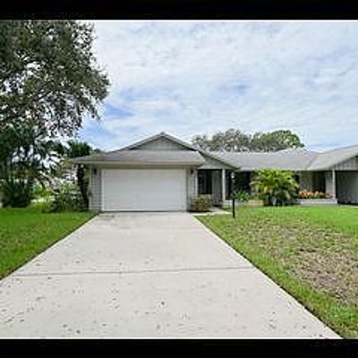 12736 Se Pinehurst Ct, Hobe Sound, FL 33455