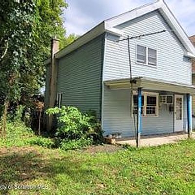 13 9 Th Ave, Carbondale, PA 18407