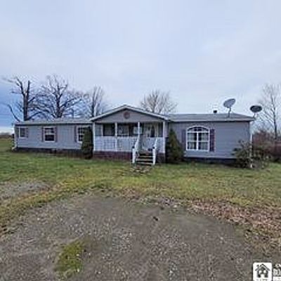 13 Lakeview Ave, Ripley, NY 14775