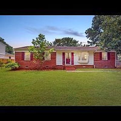 13 Roosevelt Dr, Newport News, VA 23608