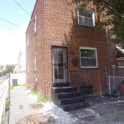 1301 Sayres Ave, Camden, NJ 08104