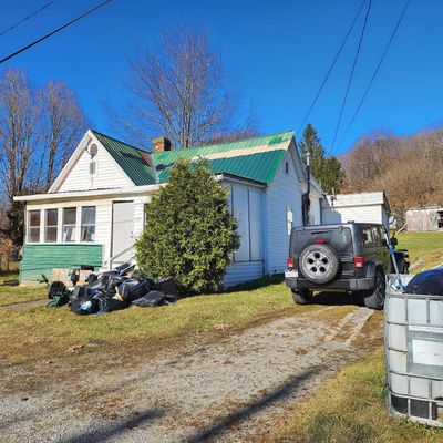 131 Serpell Ave, Belington, WV 26250