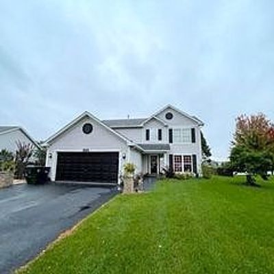 1316 Dahlgren Ln, Minooka, IL 60447