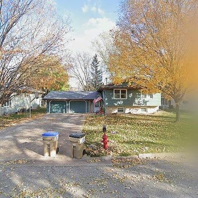 1325 N 5 Th St, Manchester, IA 52057