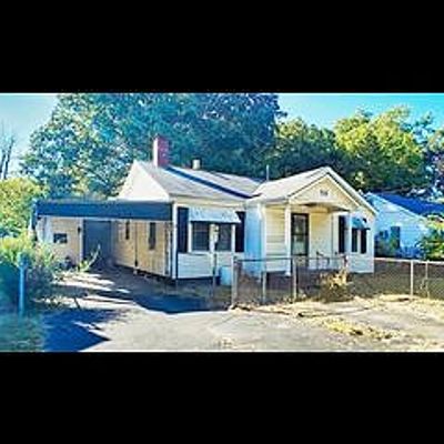 133 Reuben St, Sikeston, MO 63801