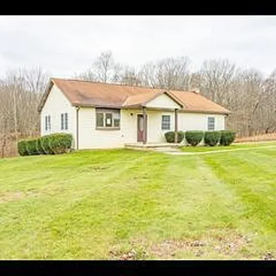 133 Ulery Rd, Acme, PA 15610