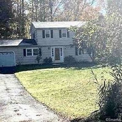 133 Sugar St, Newtown, CT 06470