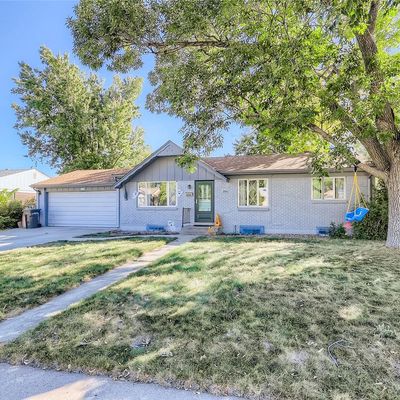 1334 S Kendall Ct, Lakewood, CO 80232