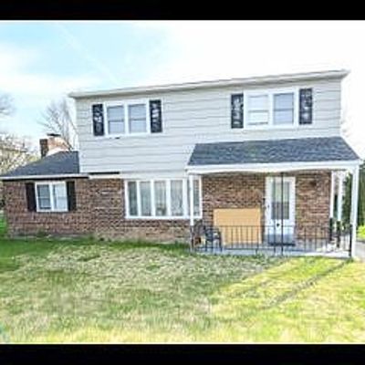 1335 Cherry Tree Rd, Aston, PA 19014