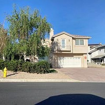 13540 Chinquapin Dr, Victorville, CA 92395