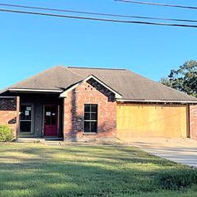 13645 Ball Park Rd, Walker, LA 70785