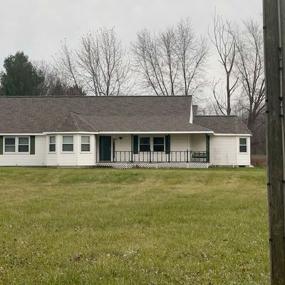 1368 Mackie Rd, Berlin, MI 48002