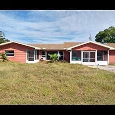 13693 99 Th Ave, Seminole, FL 33776