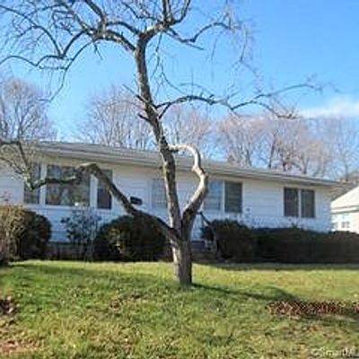 138 Hans Ave, Waterbury, CT 06708