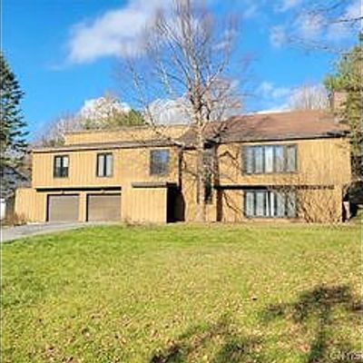 14 Bovington Ln, Fayetteville, NY 13066