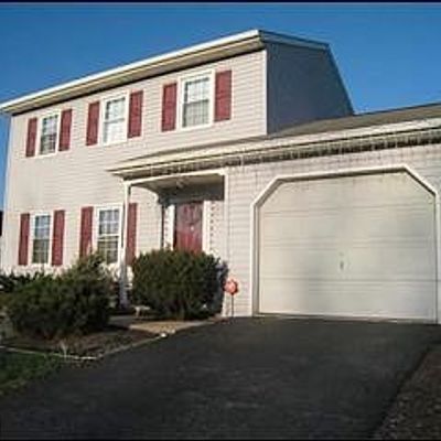 14 Ingham Dr, Stevens, PA 17578