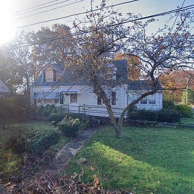 14 Mckinley Ave, East Haven, CT 06512