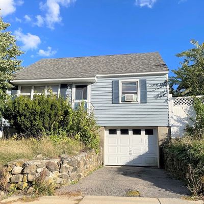 140 Olive Ave, Lawrence, MA 01841